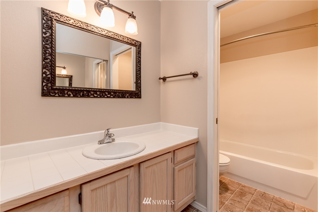 23107 15th Avenue Southeast, Unit C5 Bothell, WA 98021 - Photo 22 of 25