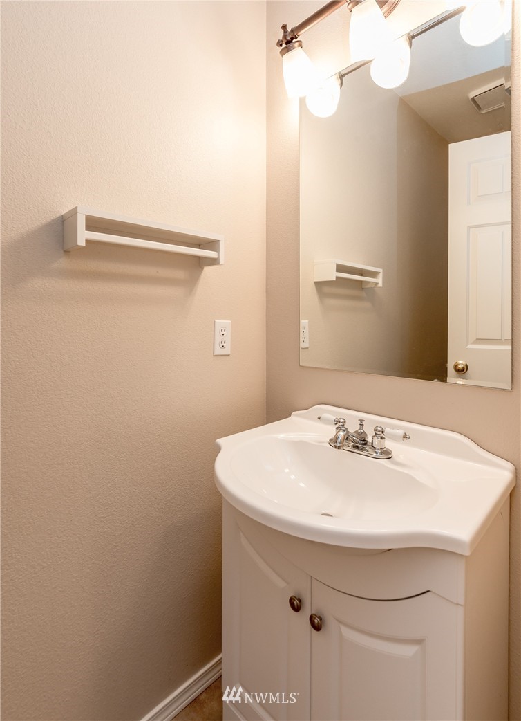 23107 15th Avenue Southeast, Unit C5 Bothell, WA 98021 - Photo 7 of 25