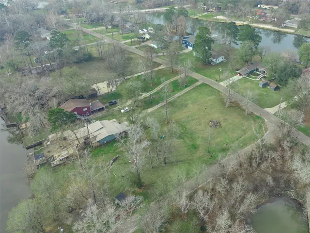 $150,000 | 26 Lakeview Drive, Huntsville, TX 77320