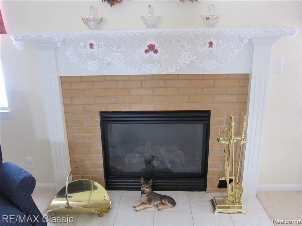 FIREPLACE.JPG