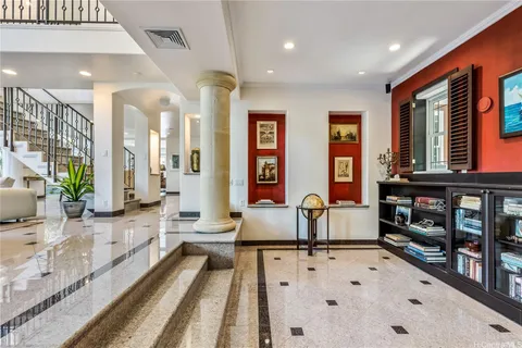 $5,560,000 | 3063 Diamond Head Road, Honolulu, HI 96815