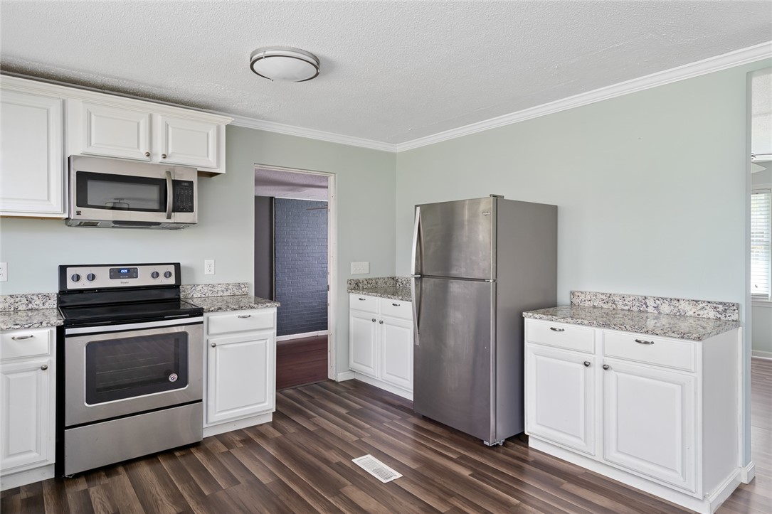 104 Keith Drive Anderson, SC 29621 - Photo 8 of 27 Gallery Image 8