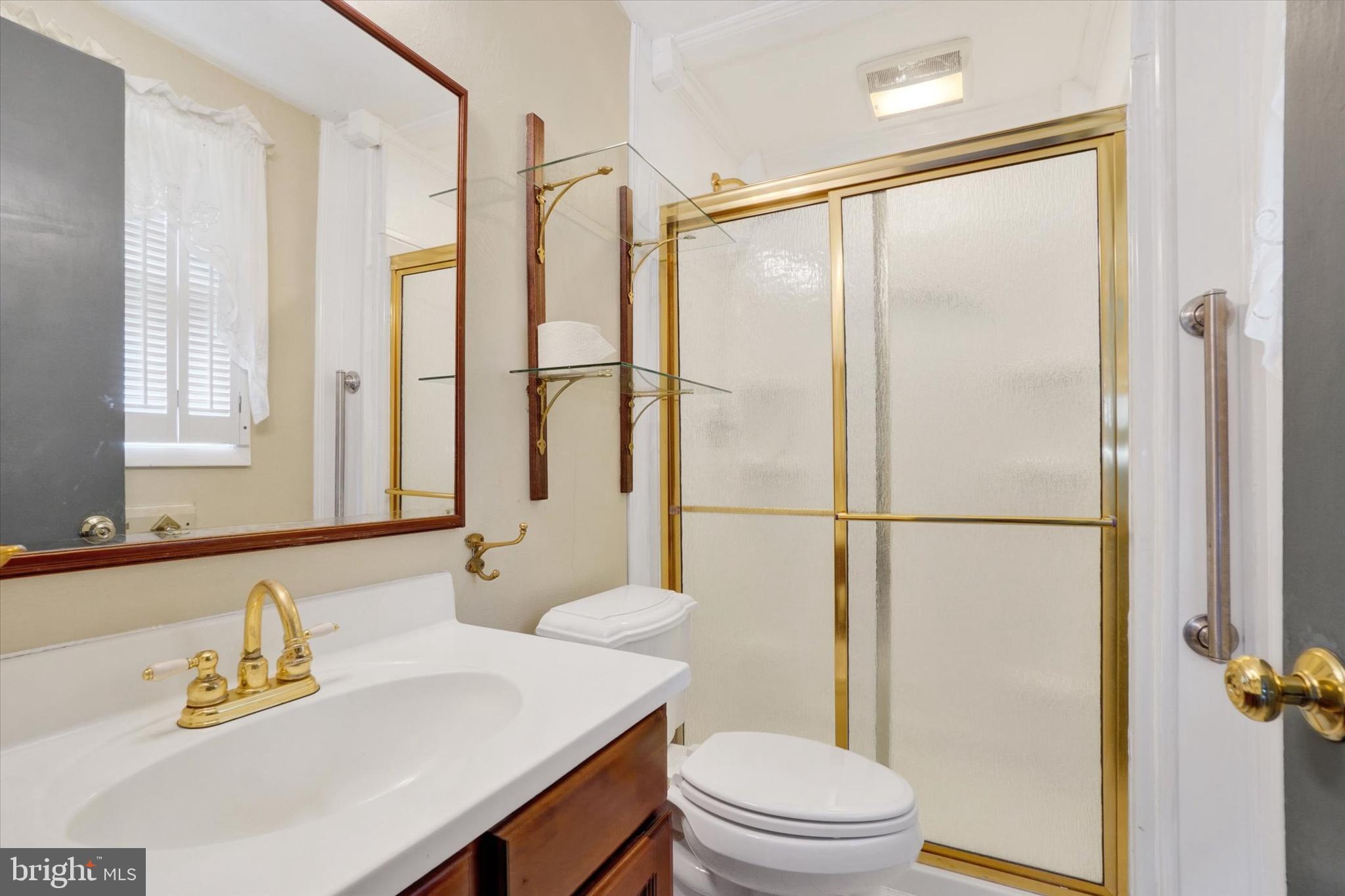 1818 Crestlyn Road York, PA 17403 - Photo 19 of 37 Gallery Image 19