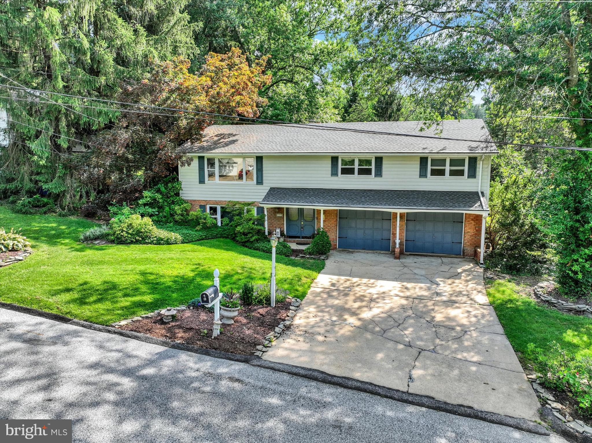 1818 Crestlyn Road York, PA 17403 - Photo 36 of 37 Gallery Image 36