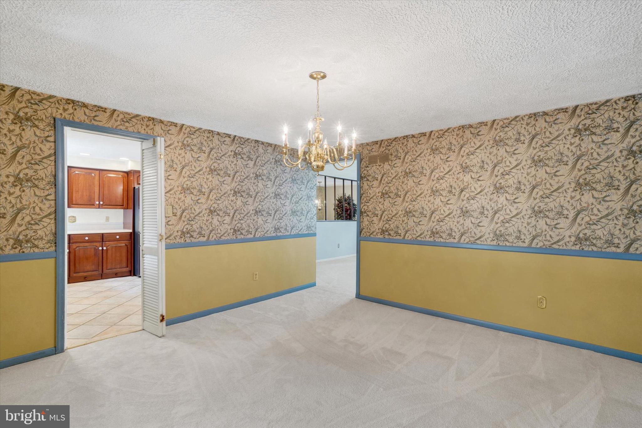 1818 Crestlyn Road York, PA 17403 - Photo 8 of 37 Gallery Image 8