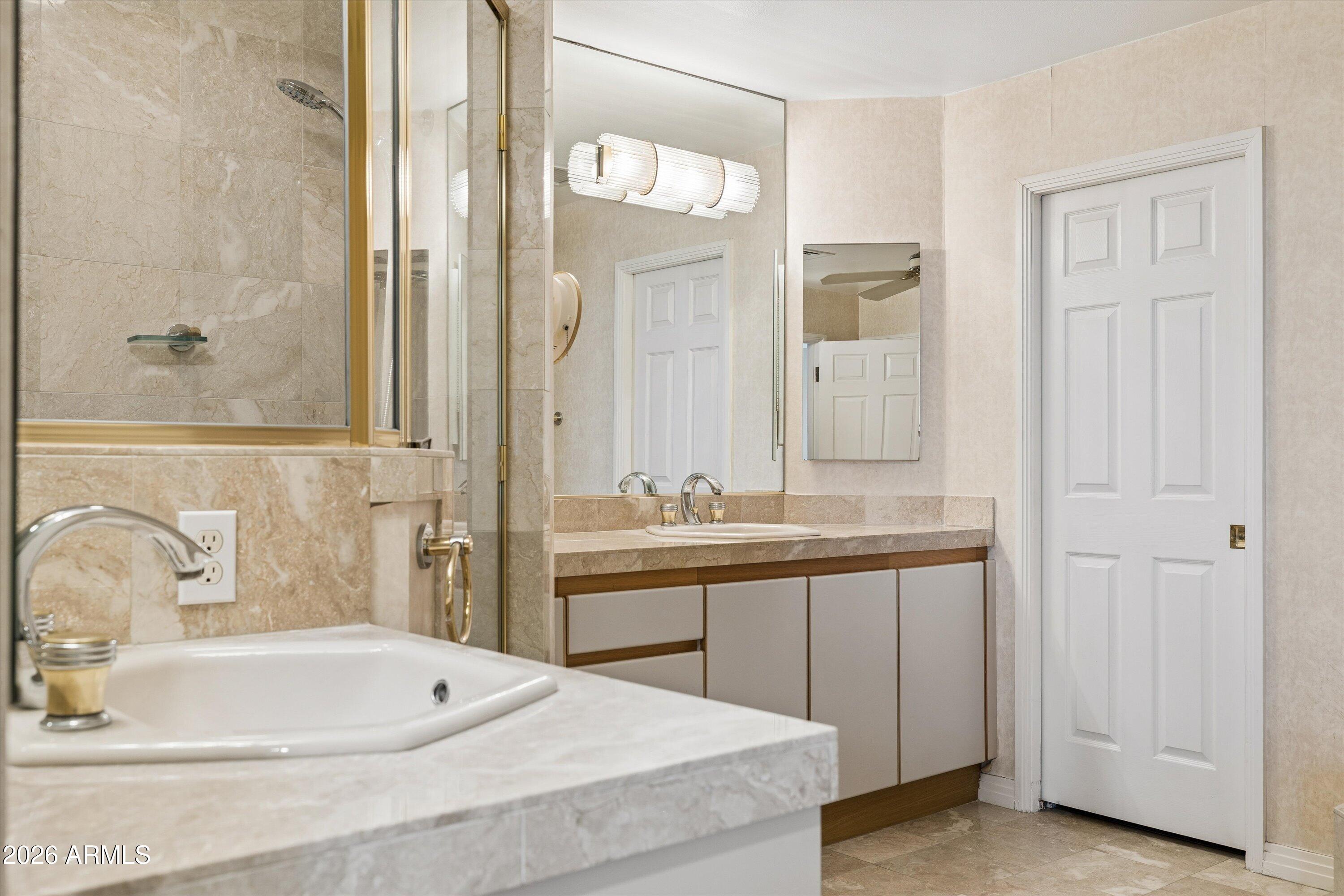 1040 East Osborn Road, Unit 803 Phoenix, AZ 85014 - Photo 18 of 52