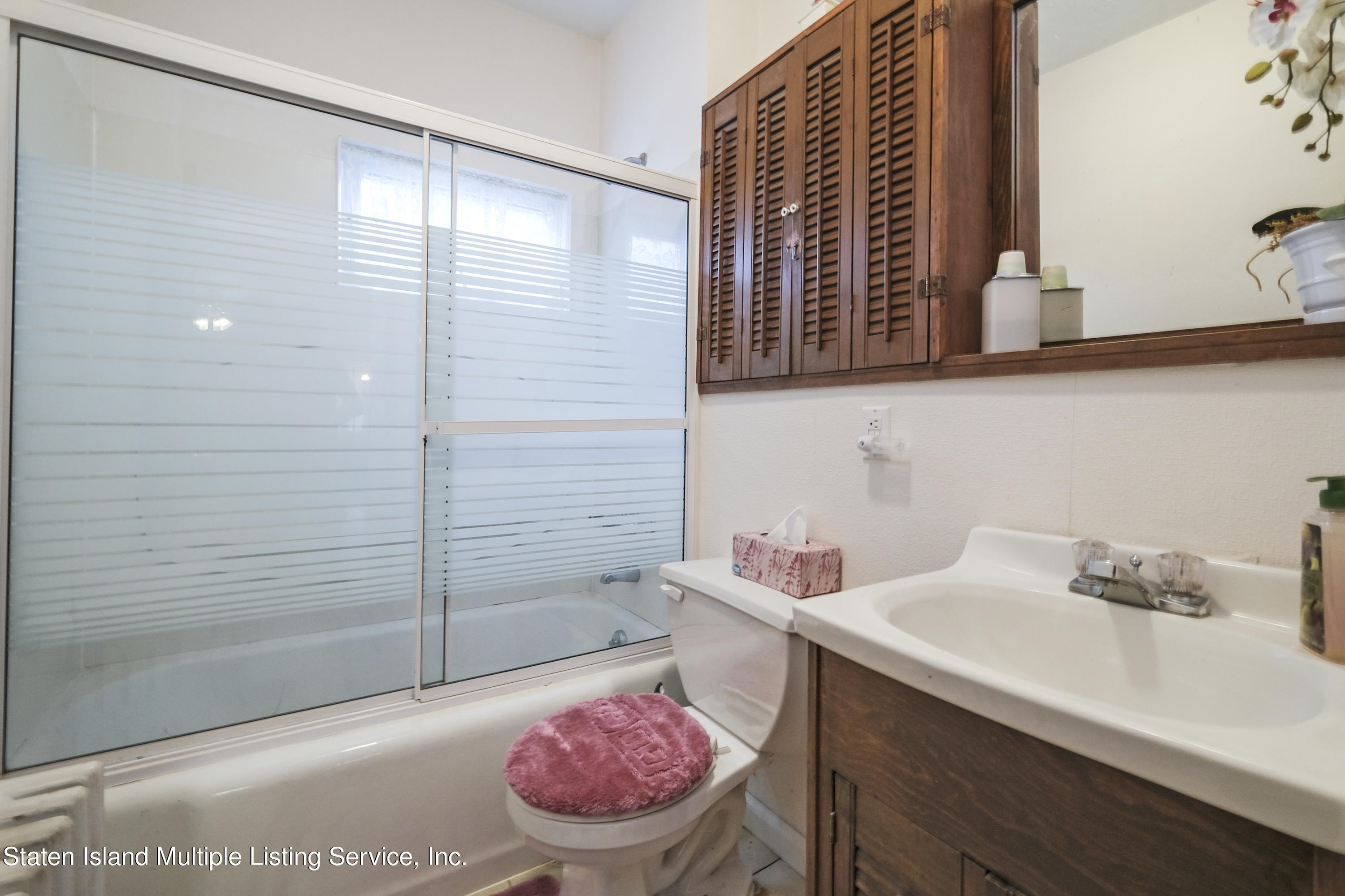 2137 Clove Road Staten Island, NY 10305 - Photo 11 of 26 2137 Clove Rd Staten Island, NY 10305 (0