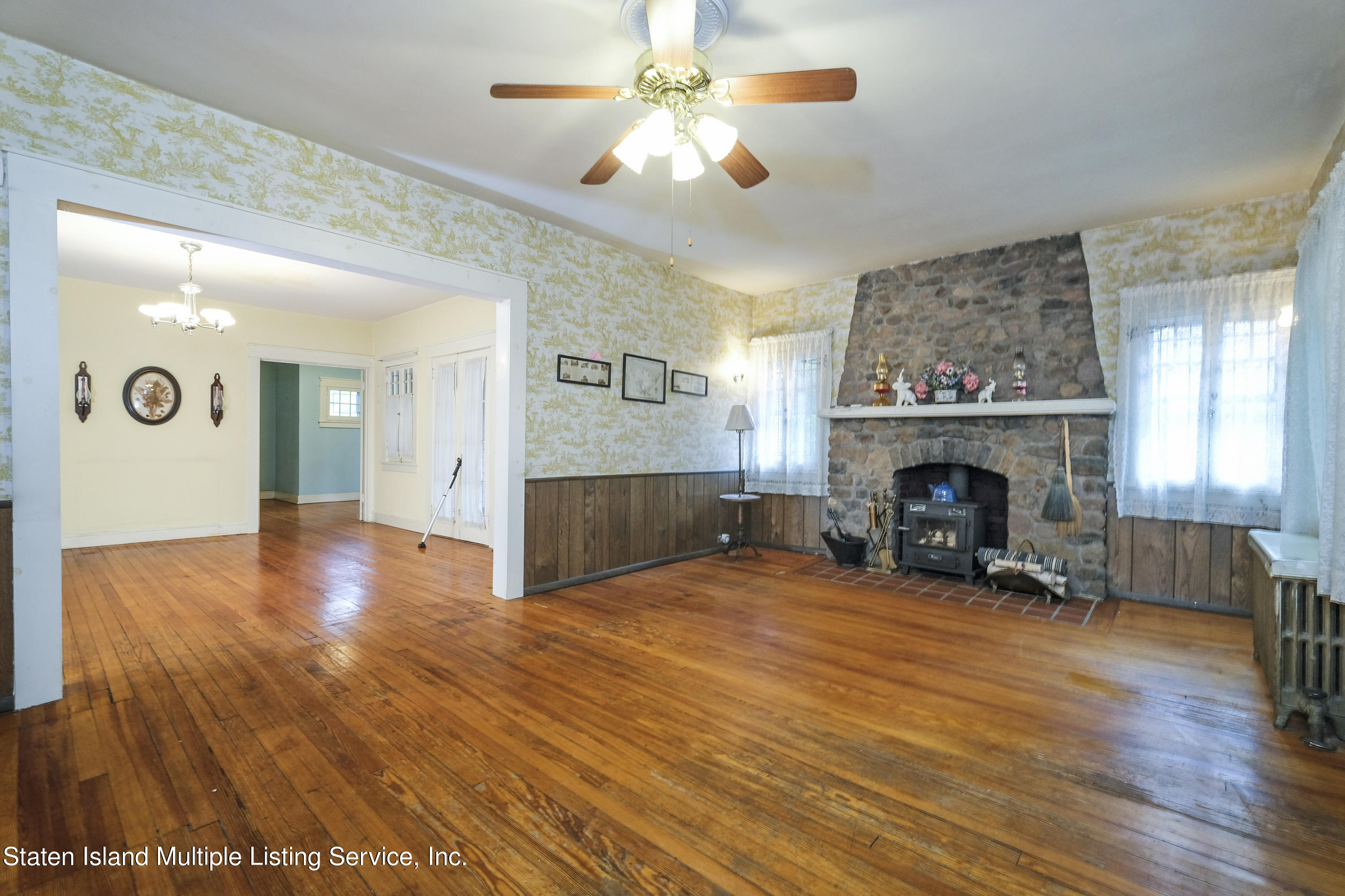 2137 Clove Road Staten Island, NY 10305 - Photo 8 of 26 2137 Clove Rd Staten Island, NY 10305 (0