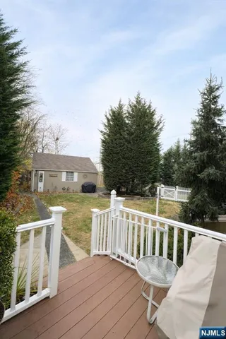 $899,000 | 80 Caruth Avenue, Elmwood Park, NJ 07407