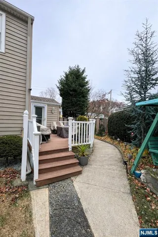 $899,000 | 80 Caruth Avenue, Elmwood Park, NJ 07407
