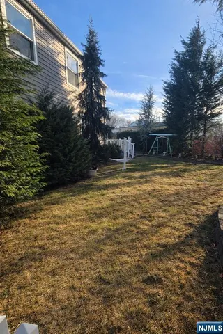 $899,000 | 80 Caruth Avenue, Elmwood Park, NJ 07407