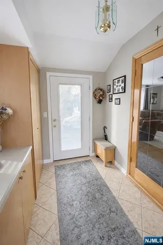 $899,000 | 80 Caruth Avenue, Elmwood Park, NJ 07407