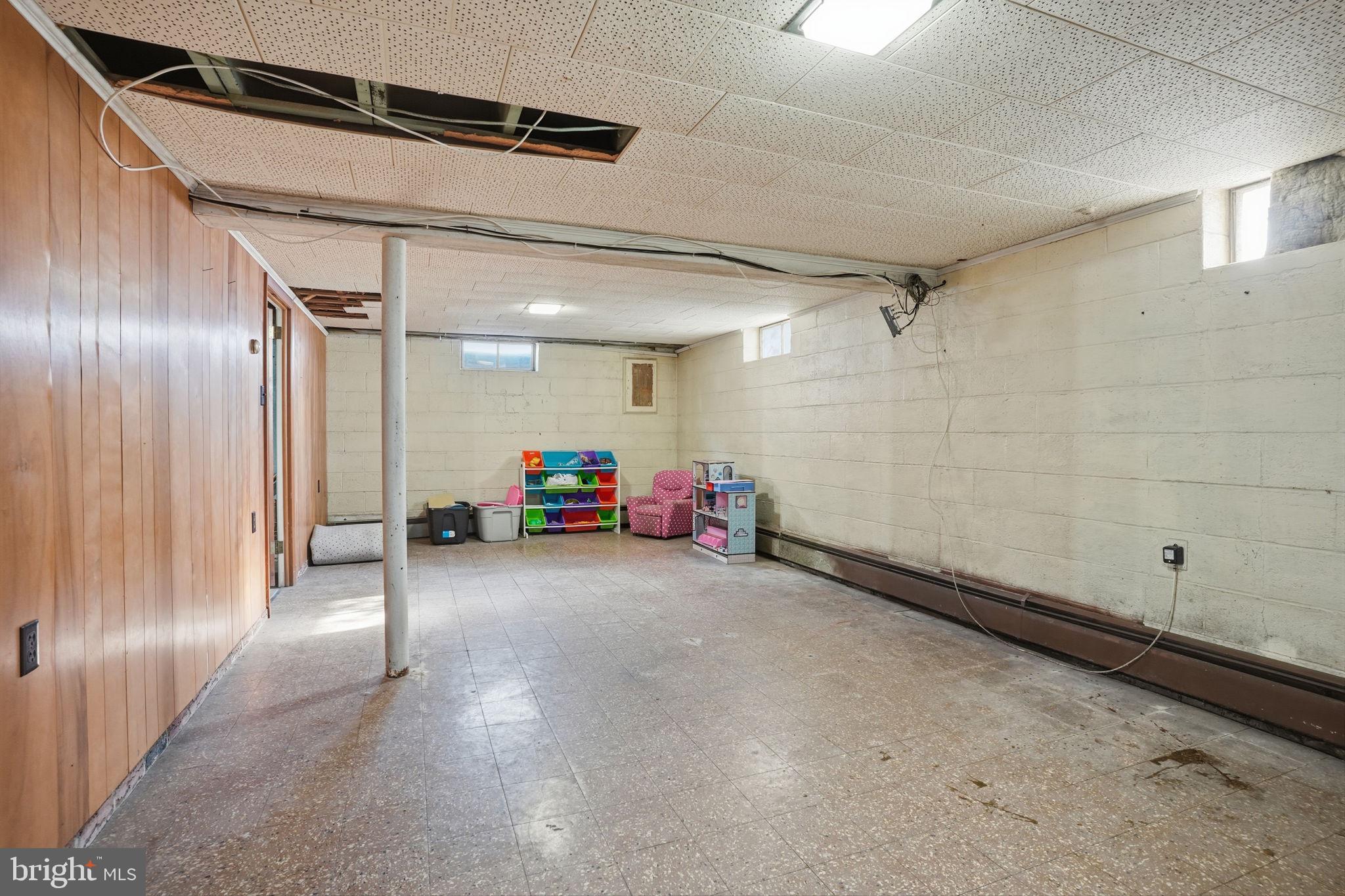 969 Lower State Road Warrington, PA 18976 - Photo 22 of 34