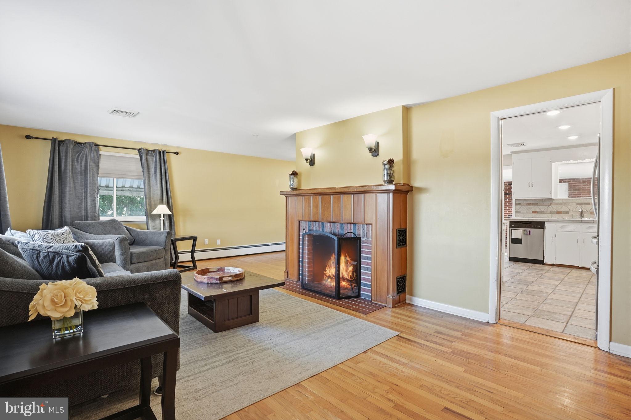 969 Lower State Road Warrington, PA 18976 - Photo 3 of 34