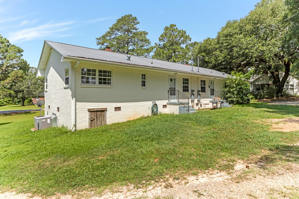 14 State Rd S-24-111 Ware Shoals, SC 29692 - Photo 21 of 32