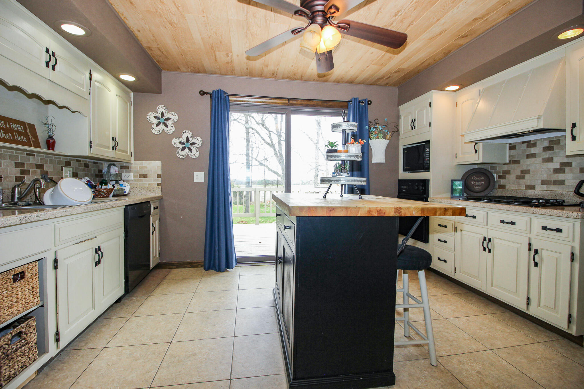11444 Sunset Trail Demotte, IN 46310 - Photo 10 of 33 2048x1365