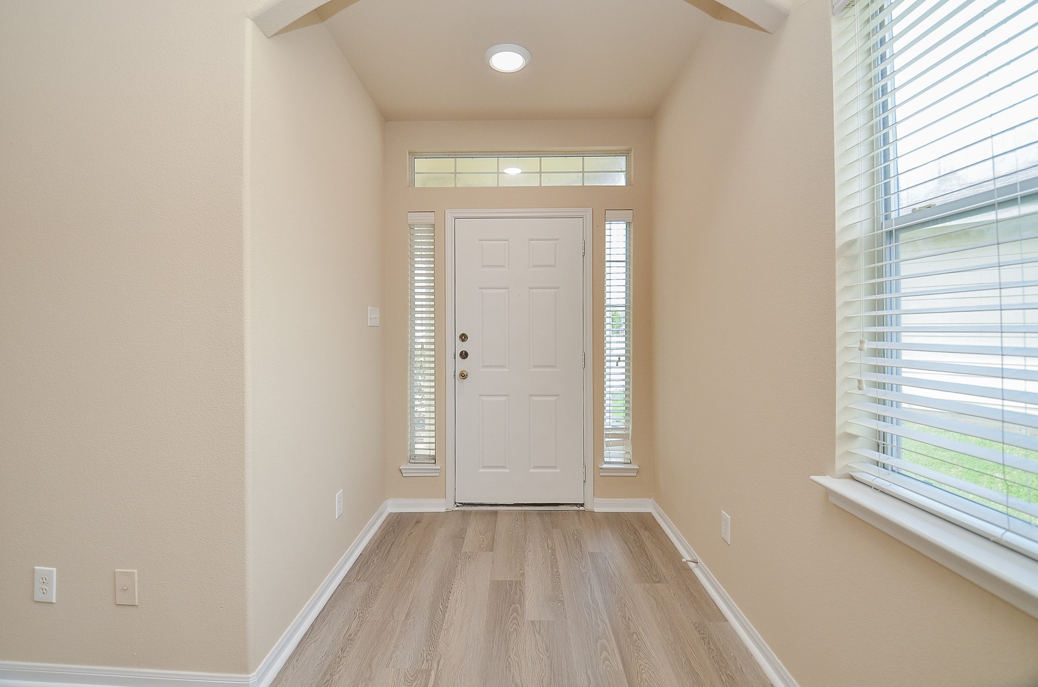 4127 Chablis Ridge Court Katy, TX 77449 - Photo 5 of 32