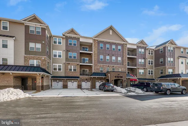 $535,000 | 13210 Petrel Street, Unit 3105, Clarksburg, MD 20871