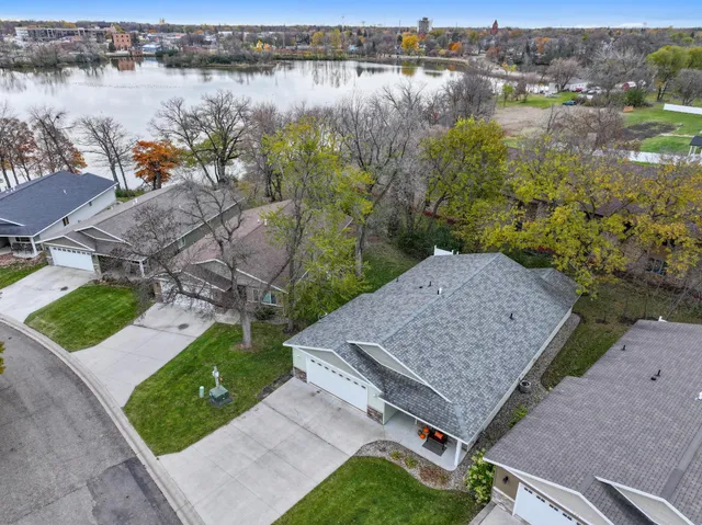 $359,000 | 315 Fairgrounds Road, Unit 104, Alexandria, MN 56308