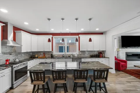 $2,195,000 | 305 East Stockton Road, Wildwood Crest, NJ 08260