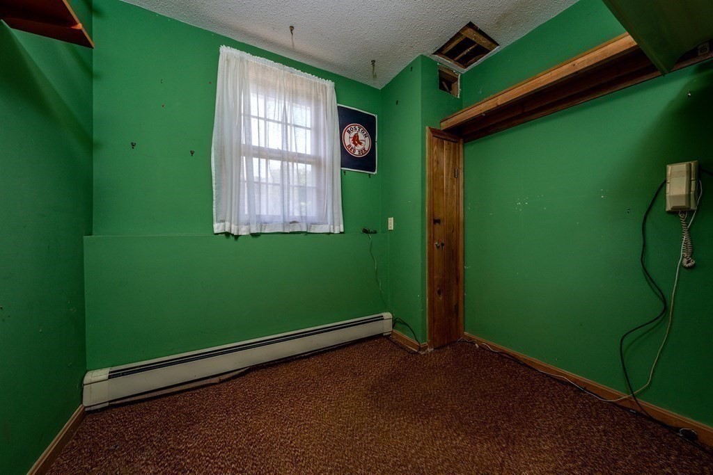 20 Alicia Road Barnstable, MA 02601 - Photo 19 of 24 a view of an empty room
