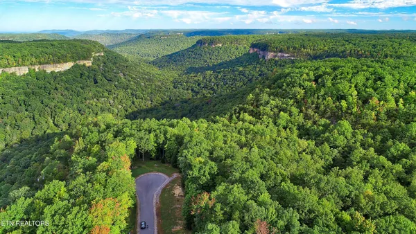 $396,000 | Grandview Way, Jamestown, TN 38556