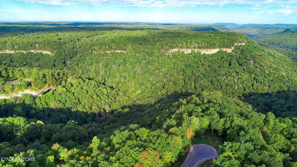$396,000 | Grandview Way, Jamestown, TN 38556