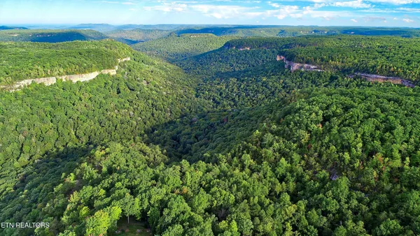 $396,000 | Grandview Way, Jamestown, TN 38556