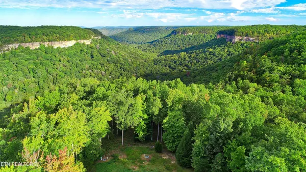 $396,000 | Grandview Way, Jamestown, TN 38556