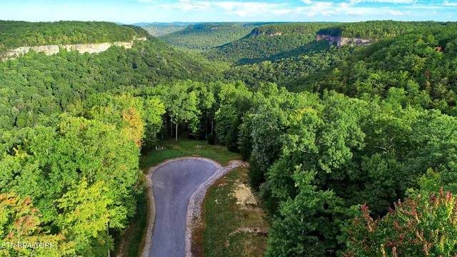 $396,000 | Grandview Way, Jamestown, TN 38556