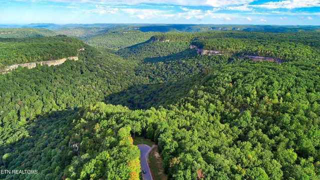 $396,000 | Grandview Way, Jamestown, TN 38556