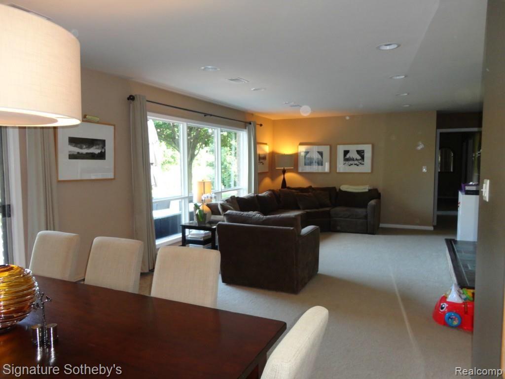 888 Helston Road Bloomfield Hills, MI 48304 - Photo 6 of 16 195.jpg