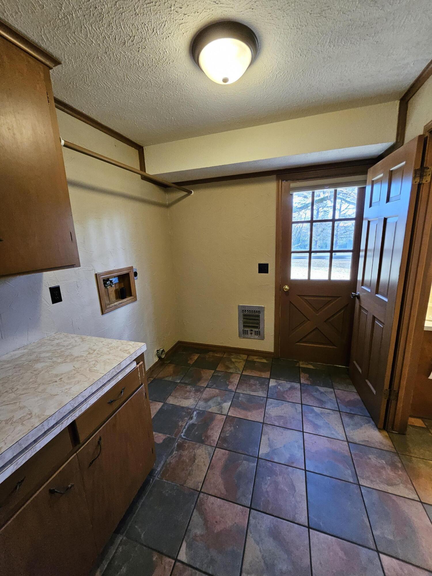 1105 North 14th Street Monett, MO 65708 - Photo 26 of 49 20251121_113913
