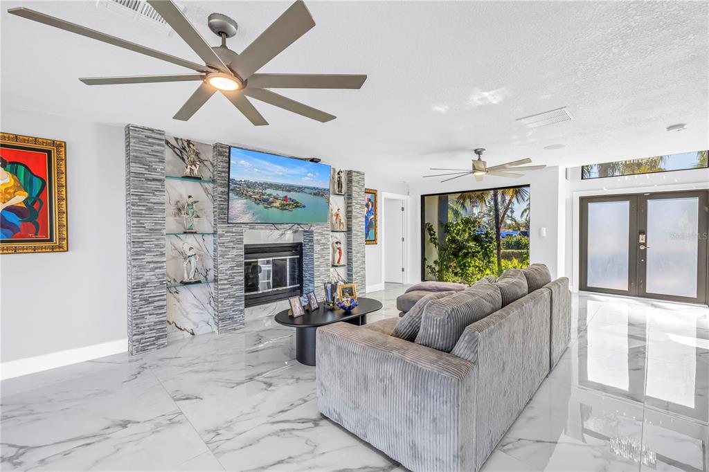 583 Crystal Drive Madeira Beach, FL 33708 - Photo 16 of 100