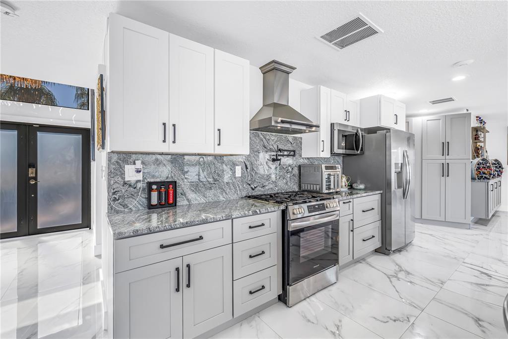 583 Crystal Drive Madeira Beach, FL 33708 - Photo 24 of 100