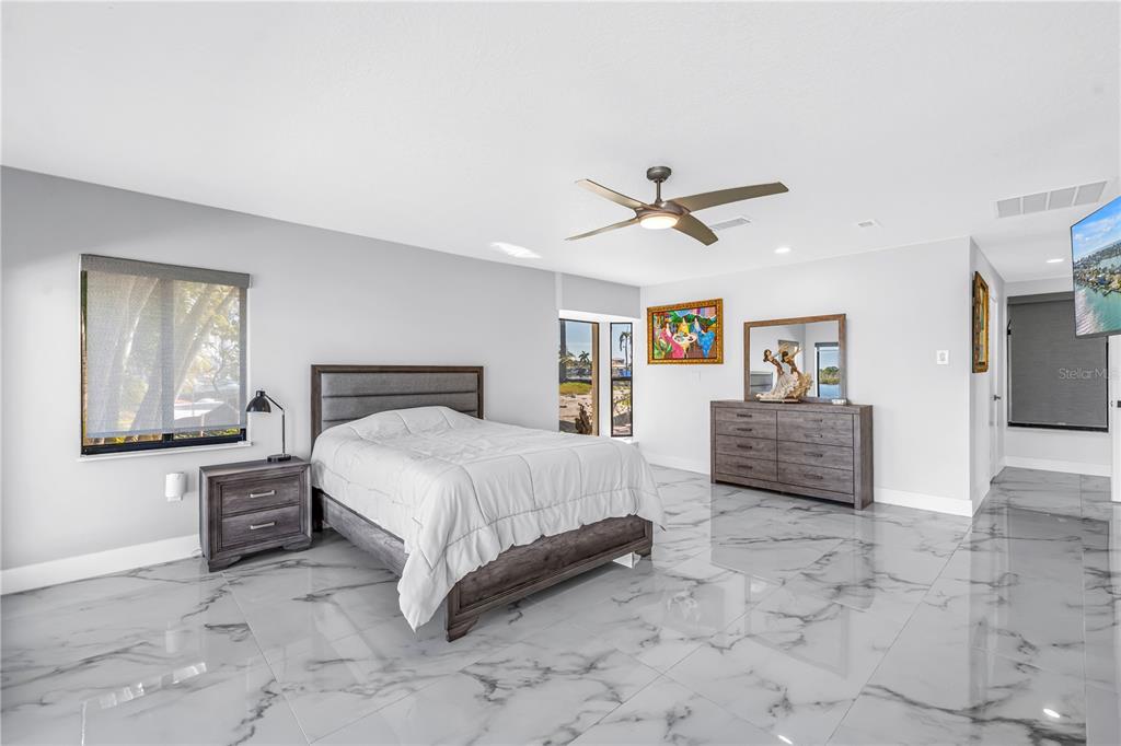 583 Crystal Drive Madeira Beach, FL 33708 - Photo 35 of 100