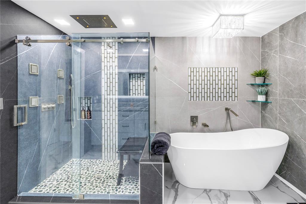 583 Crystal Drive Madeira Beach, FL 33708 - Photo 36 of 100