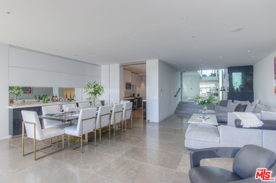 924 Palisades Beach Road Santa Monica, CA 90403 - Photo 24 of 54 a view of a dining room with furniture