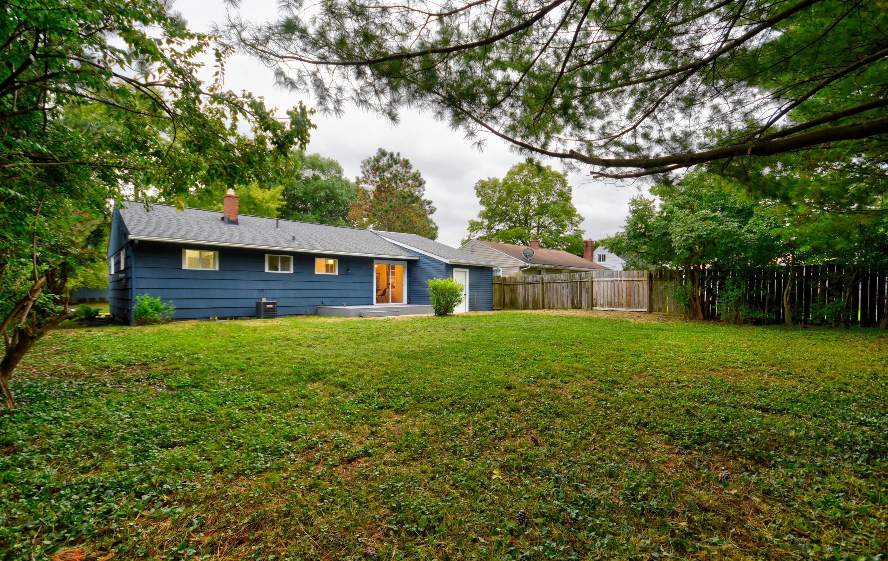 2590 Swansea Road Columbus, OH 43221 - Photo 26 of 27