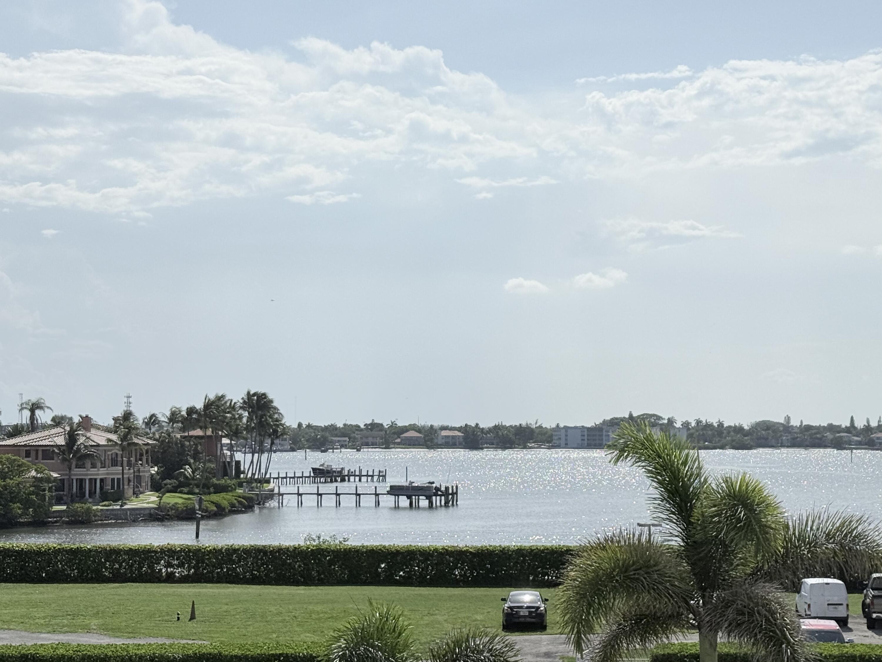3450 South Ocean Boulevard, Unit 2220 Palm Beach, FL 33480 - Photo 13 of 36 a view of lake and city