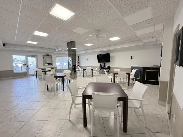 $4,000 | 3450 South Ocean Boulevard, Unit 2220, Palm Beach, FL 33480