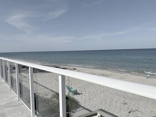 $4,000 | 3450 South Ocean Boulevard, Unit 2220, Palm Beach, FL 33480