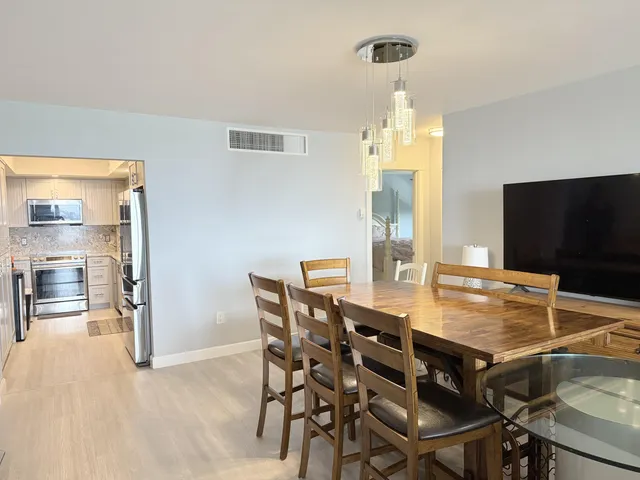 $4,000 | 3450 South Ocean Boulevard, Unit 2220, Palm Beach, FL 33480