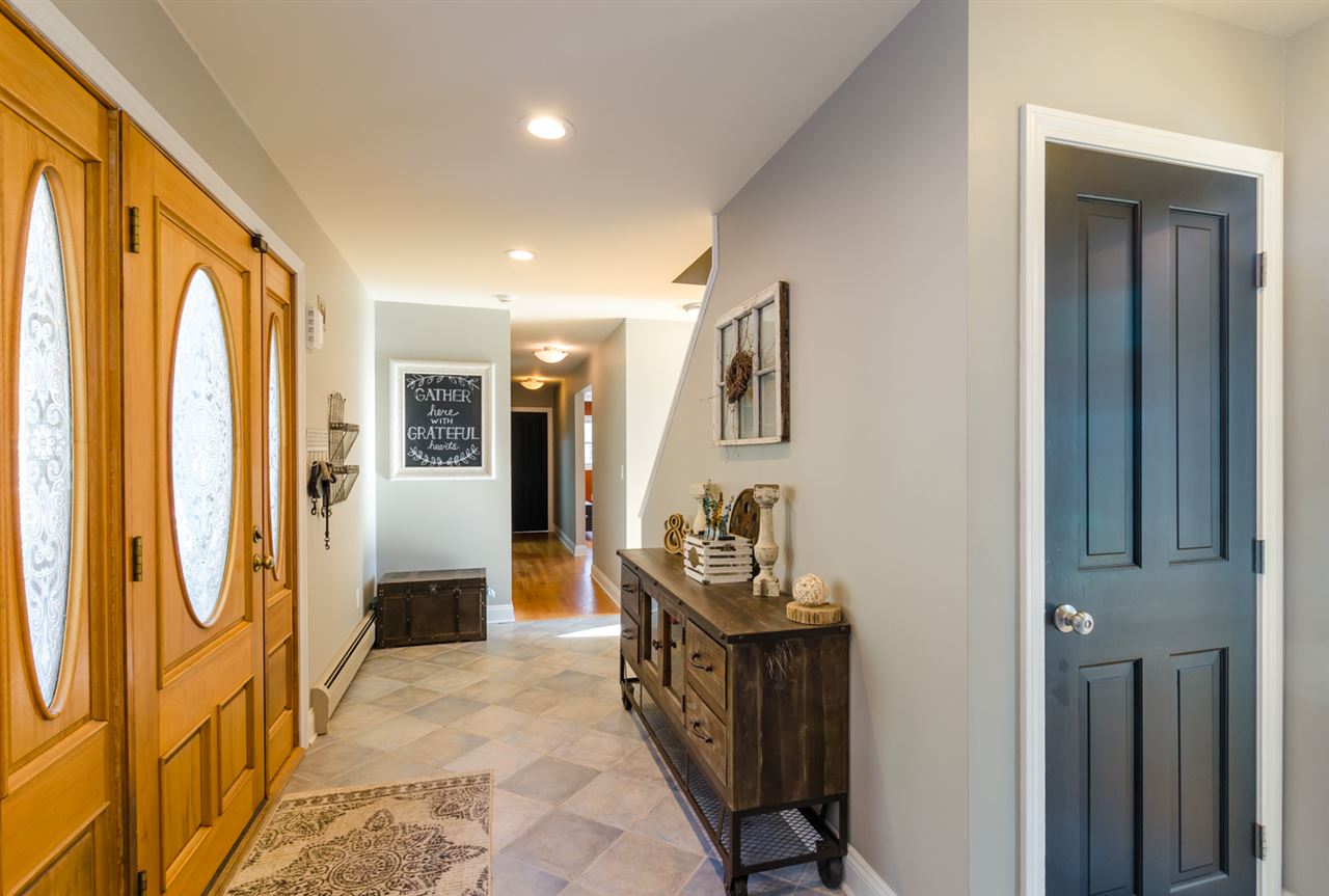 158 Curtis Farm Road Wilton, NH 03086 - Photo 4 of 40