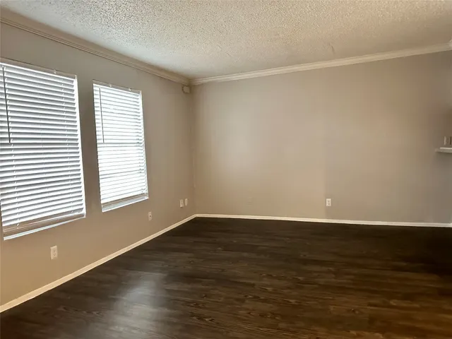 $1,200 | 5426 Menchaca Road, Unit 205, Austin, TX 78745