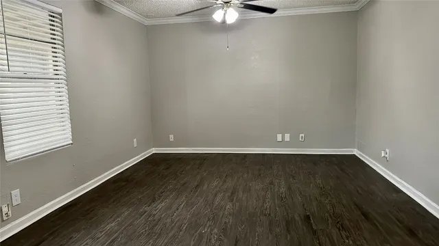 $1,200 | 5426 Menchaca Road, Unit 205, Austin, TX 78745