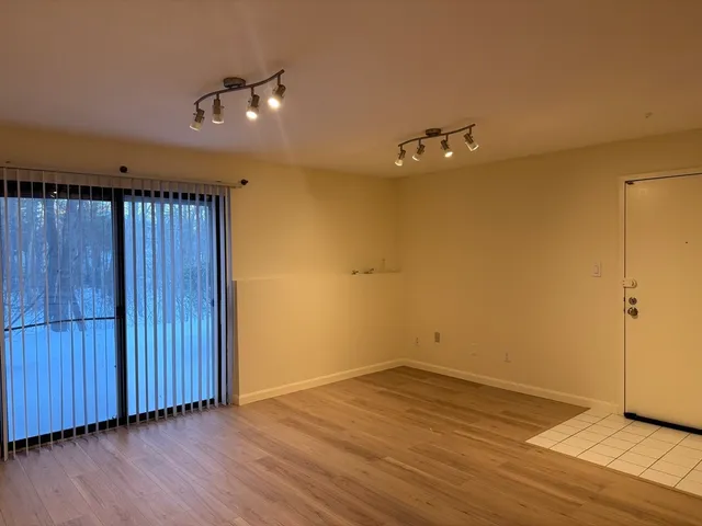 $329,900 | 52 Village Brook Lane, Unit 14, Natick, MA 01760