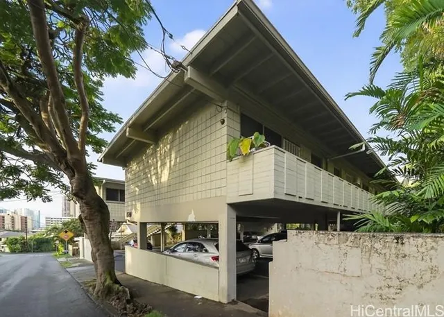 $349,800 | 1540 Magazine Street, Unit B1, Honolulu, HI 96822
