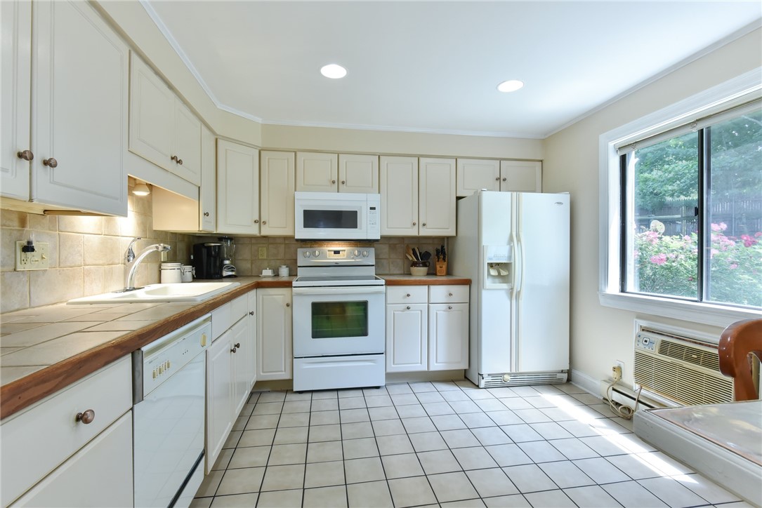 24 Camp Street, Unit 5 Providence, RI 02906 - Photo 5 of 17