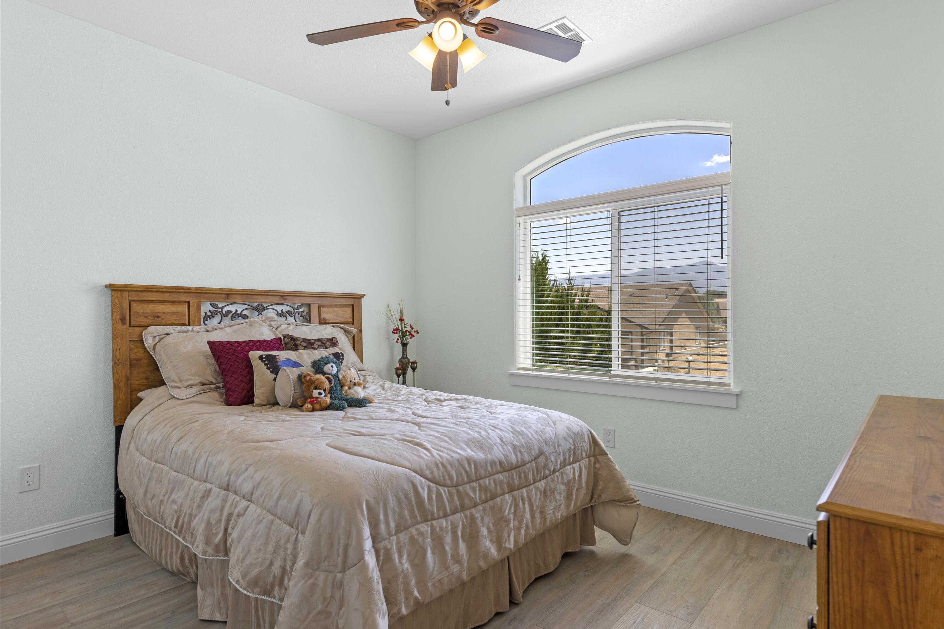 21276 White Pine Drive Tehachapi, CA 93561 - Photo 13 of 33 6Y9A2481 copy